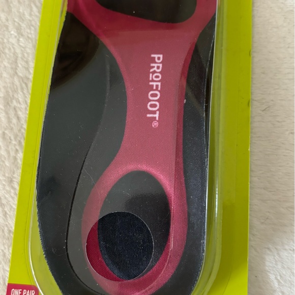 PROFOOT
Triad Orthotic
3-Zone support for heel, arch & ball of foot - Picture 2 of 4